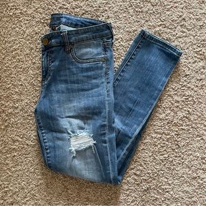 Kut from the Kloth Catherine light jeans size 2